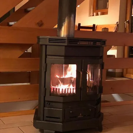 En Anniviers, Cosy Au Centre Du Village De Jean Saint-Jean