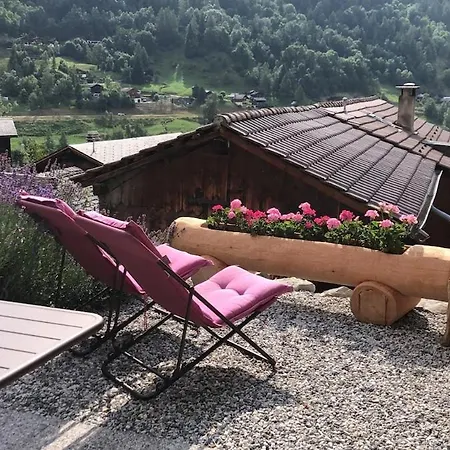 En Anniviers, Cosy Au Centre Du Village De Jean Saint-Jean