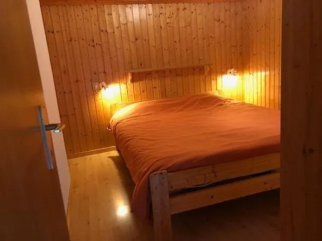 Dağ evi En Anniviers, Cosy Au Centre Du Village De Jean *
