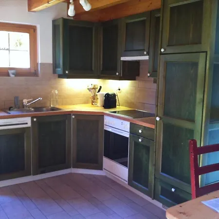 Chalet En Anniviers, Cosy Au Centre Du Village De Jean